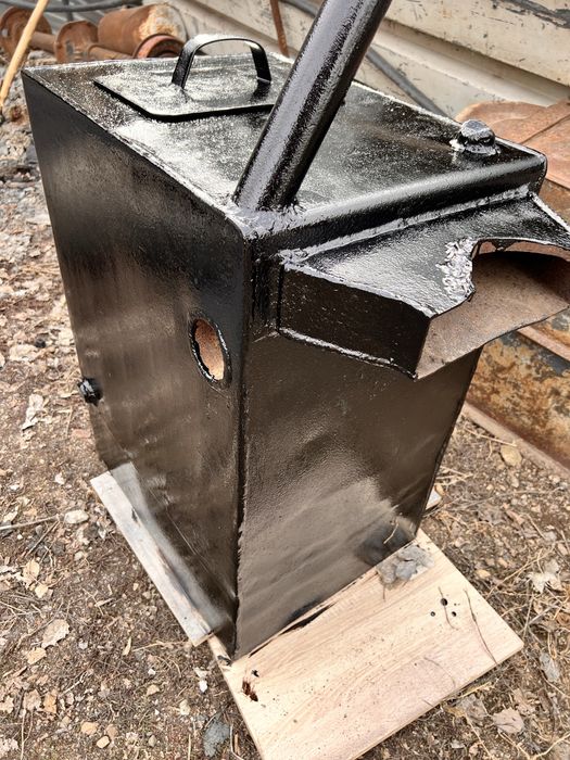Продам котел твердотопливнный