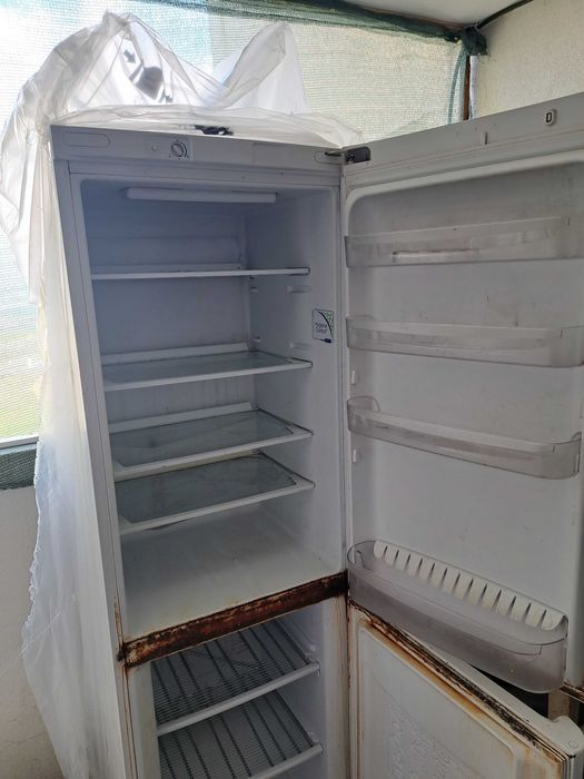 Хладилник indesit