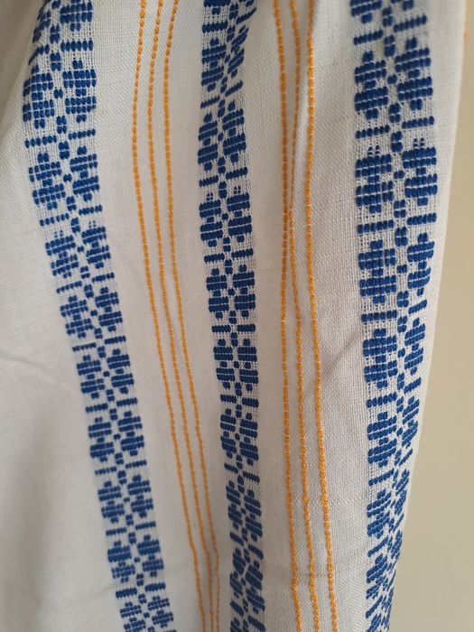 Ie tradițională țesută