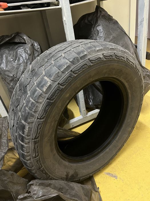 Продам шины 265/65/17 4шт Danlop