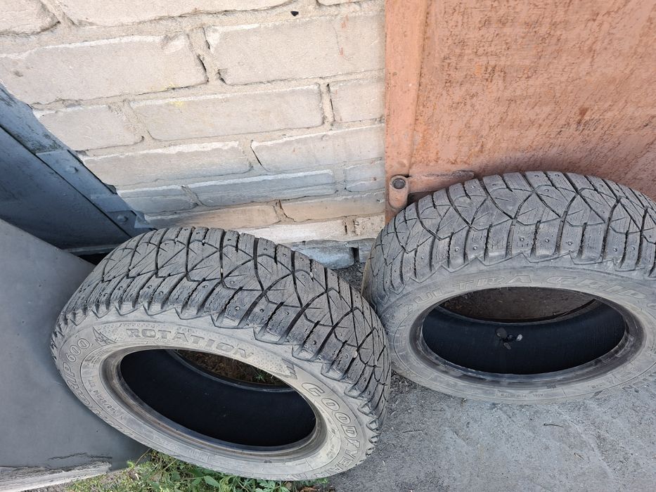 Продам шины б/у  размер 185/65/14 зима