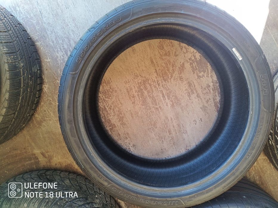 2 броя летни гуми Sava 255/35/20