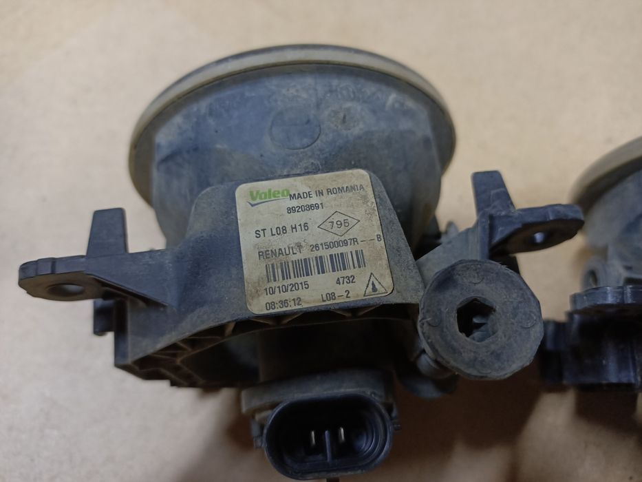 Противотуманки Дастер