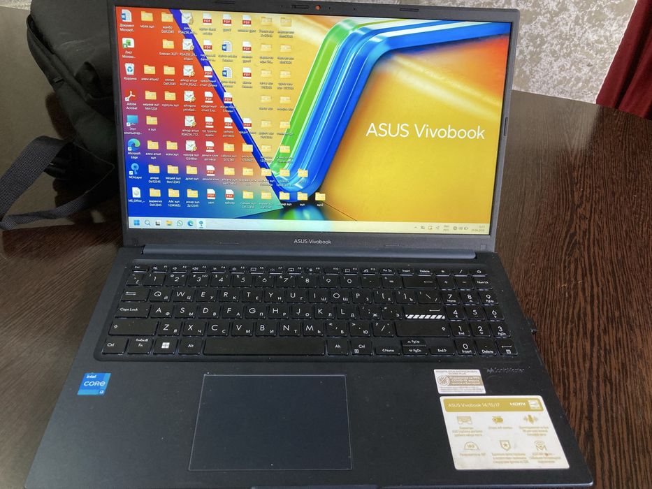 ноудбук Asus Vivobook