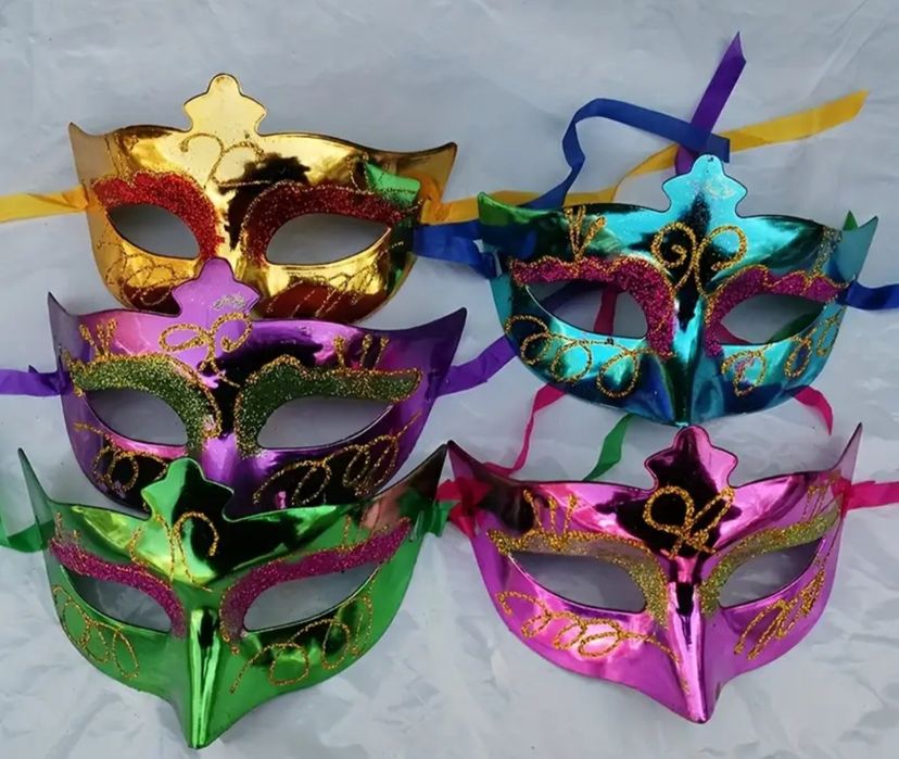 Маски карнавальные венецианские в наличии