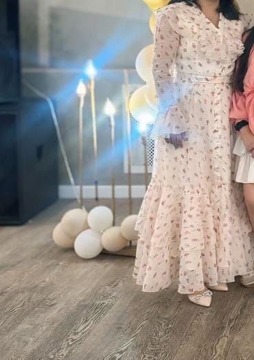 Красивое длинное платье