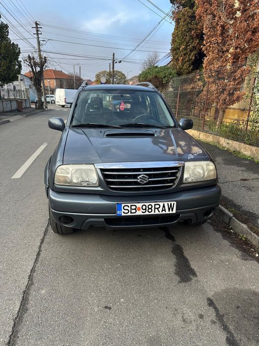 Vând grand vitara LIMITED EDITION