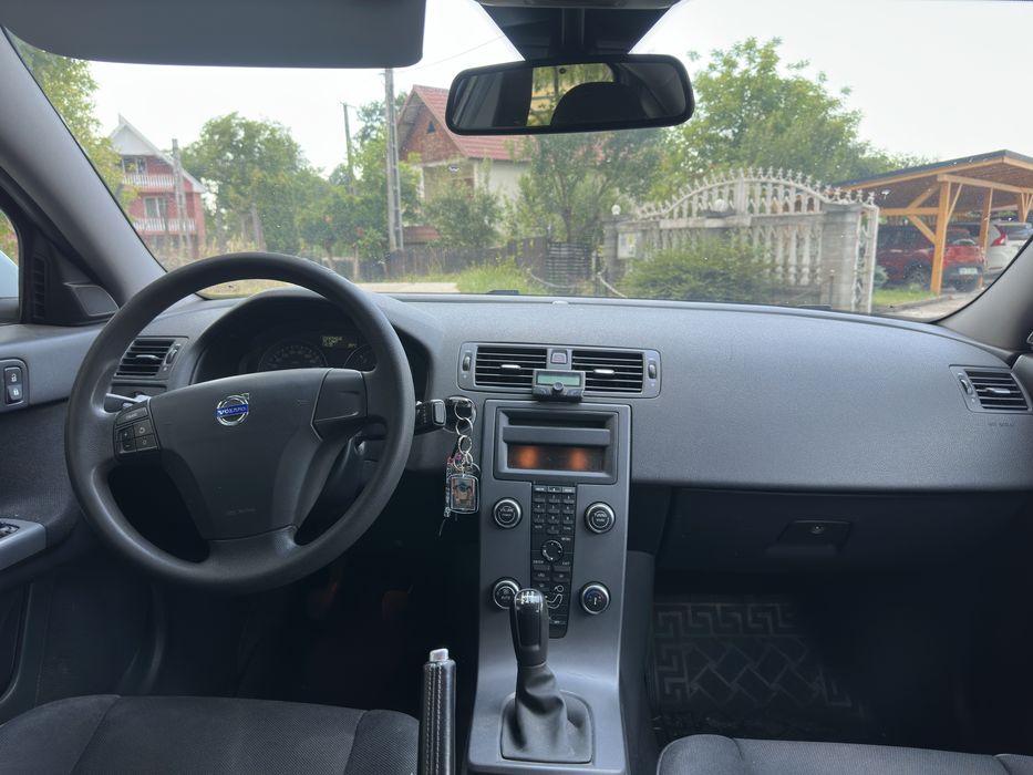 VOLVO S40 2009 — imagine 3