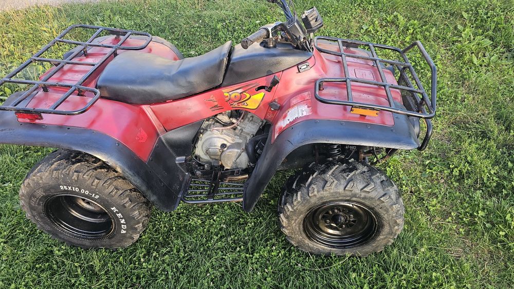Vand atv. Scuter. Masina