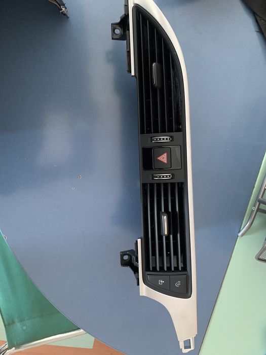 Въздуховод Централна Конзола за Audi A6