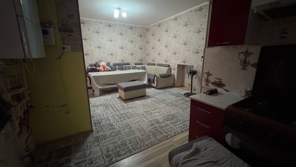 Xovli sotiladi srochna