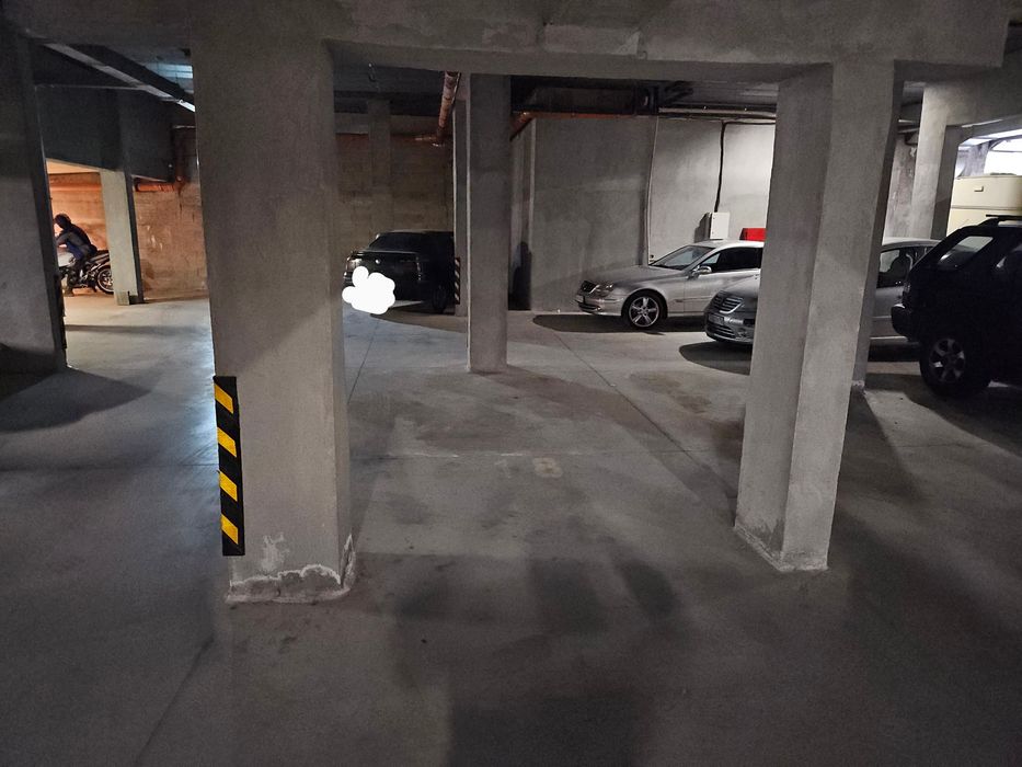 Паркоместа поднаем