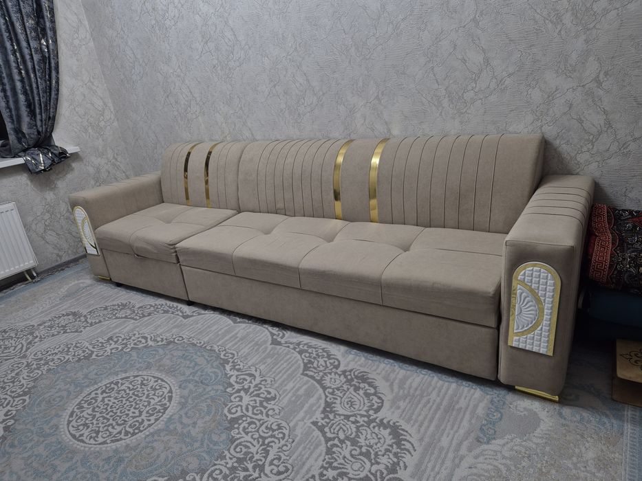 Продам Диван почти новый