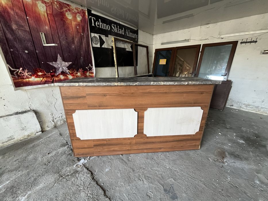 Продам барную стойку