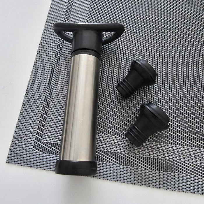 Пробка с насосом вакуумная для бутылок