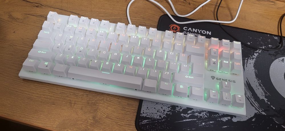 Gaming-Клавиатура Genesis Thor 303 tkl white