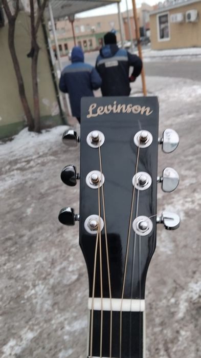 Новая гитара Levinson 41