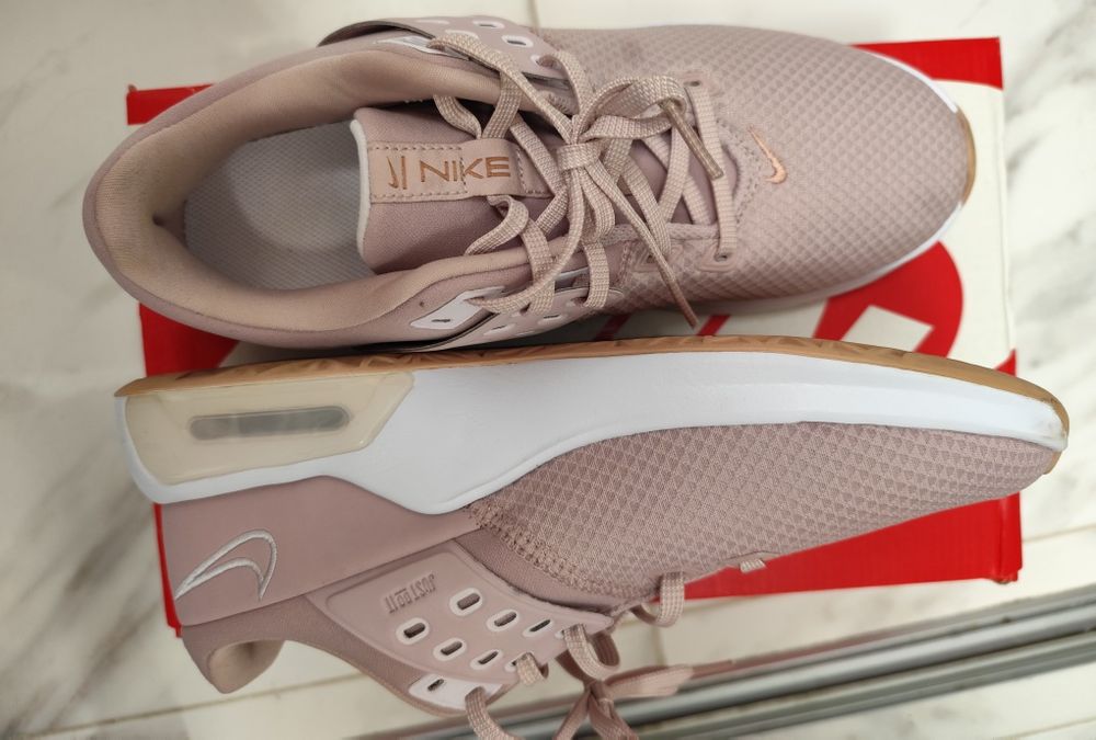 Nike Air Max  BELLA TR 4