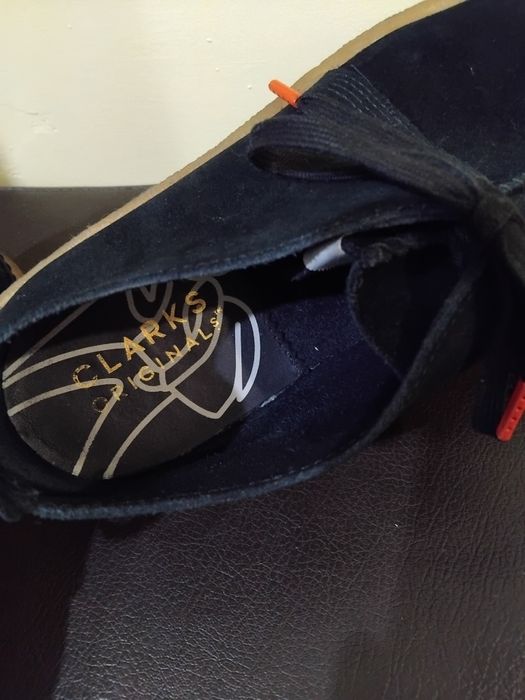 Мъжки мокасини от естествен велур с калчуковова подметка на Clarks