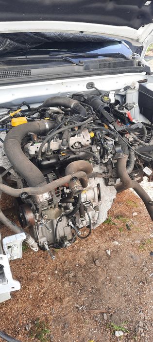 Двигател за дачия сандеро три.