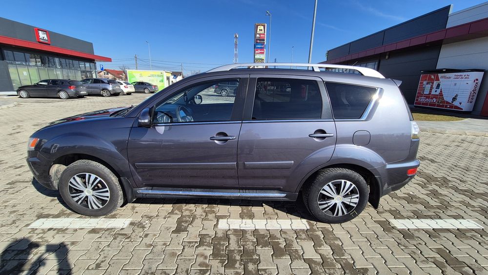 Mitsubishi Outlander II benzina  GPL