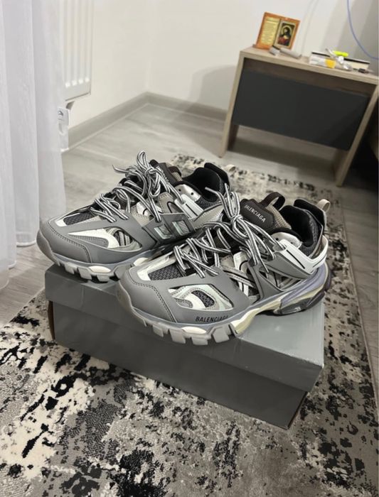 Balenciaga Track Led full box