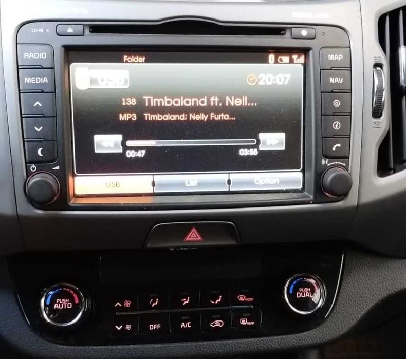Vand navigatii GPS auto. Vand carduri cu harti. Instalez, actualizez soft, harti chiar si de la distanta. Activez AndroidAuto