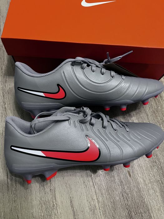 Ghete de fotbal cu crampoane Nike Tiempo 10 Legend Club noi