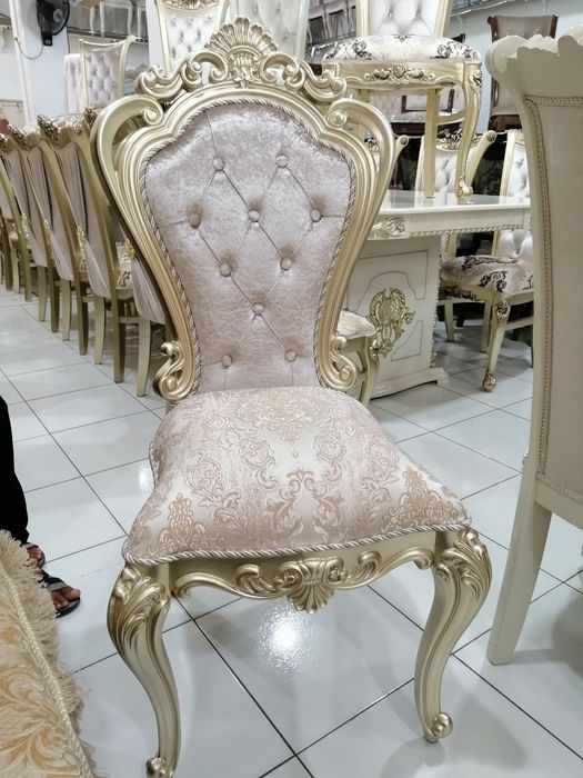 Stol stul sotiladi Sergeli