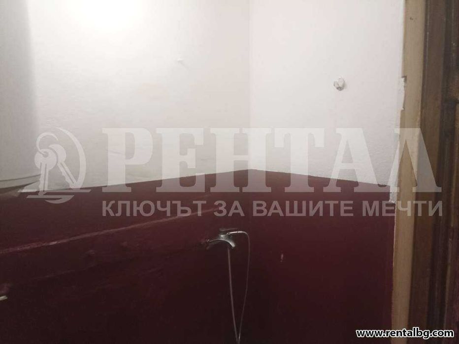 Продава се Двустаен апартамент в Пловдив, Център - 74 кв.м за 1796 €/кв.м - Снимка #11