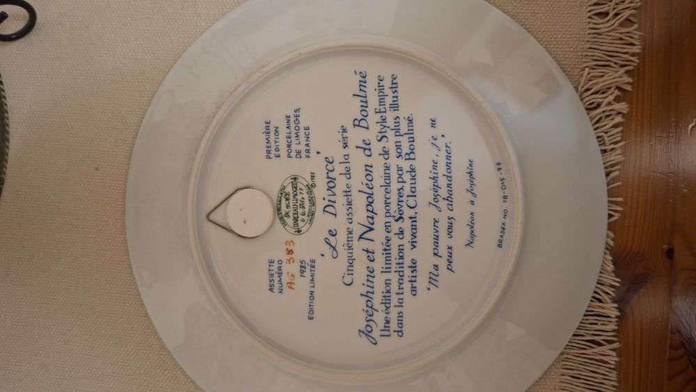 Farfurii serie limitata