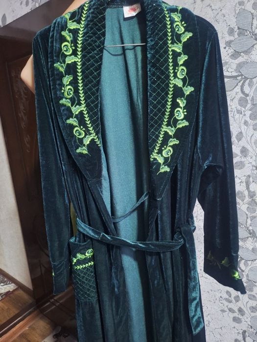 Ayollar uchun villur xalat yangi