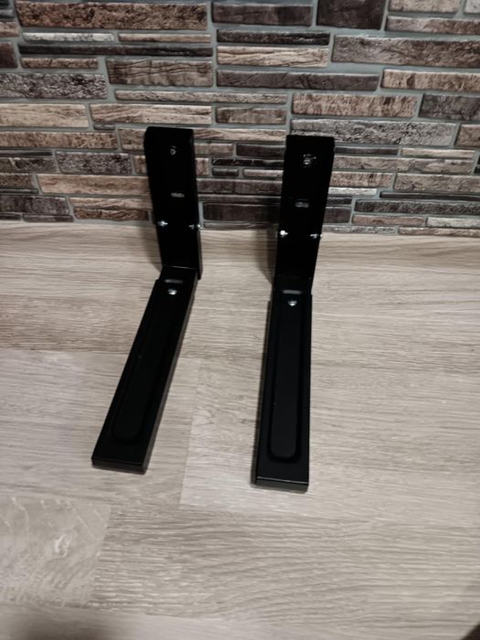 Продавам нови стойки за микровълнова