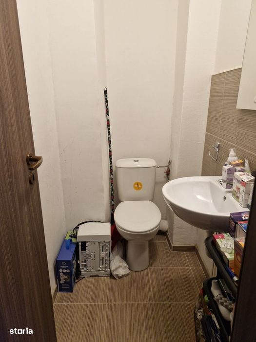 Apartament 3 camere, balcon, etaj 4, Ghimbav