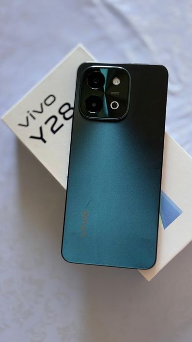 Продам телефон vivo Y28! 2025 года