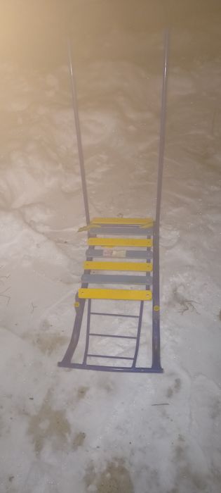 Санка с колесиком