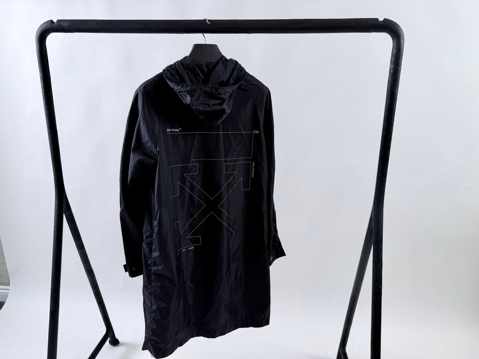 Off-White яке/дъждобран - размер XS (пасва на L) - като ново
