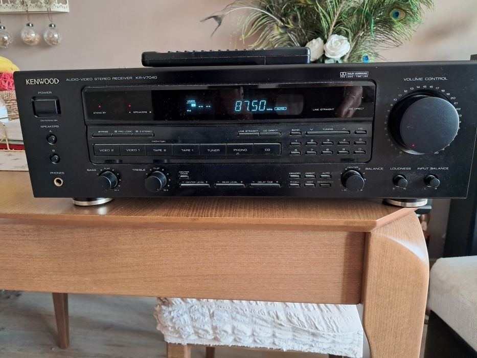 Ресивър Kenwood KR V-70 40 и Каса Sony SA W-10
