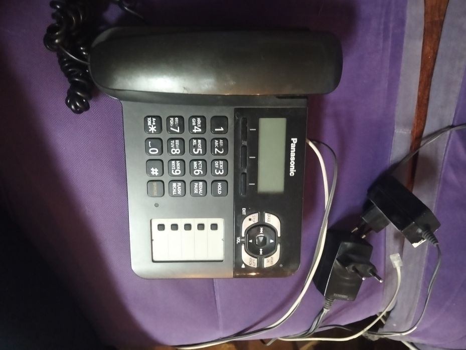 Panasonic телефон(2шт.)стационар+ 1 трубка+1