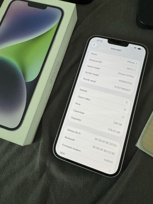 Vând Iphone 14 plus 256 gb impecabil