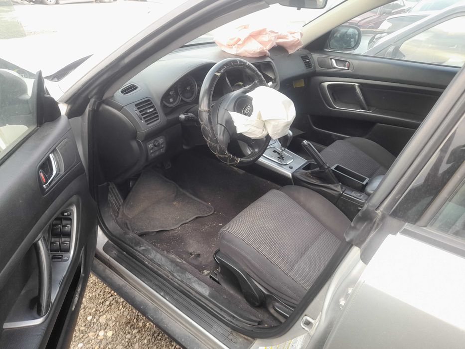 На части!  Subaru OUTBACK 2.5 i AWD