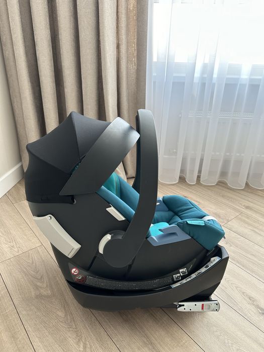 Продам автокресло Cybex с isofix