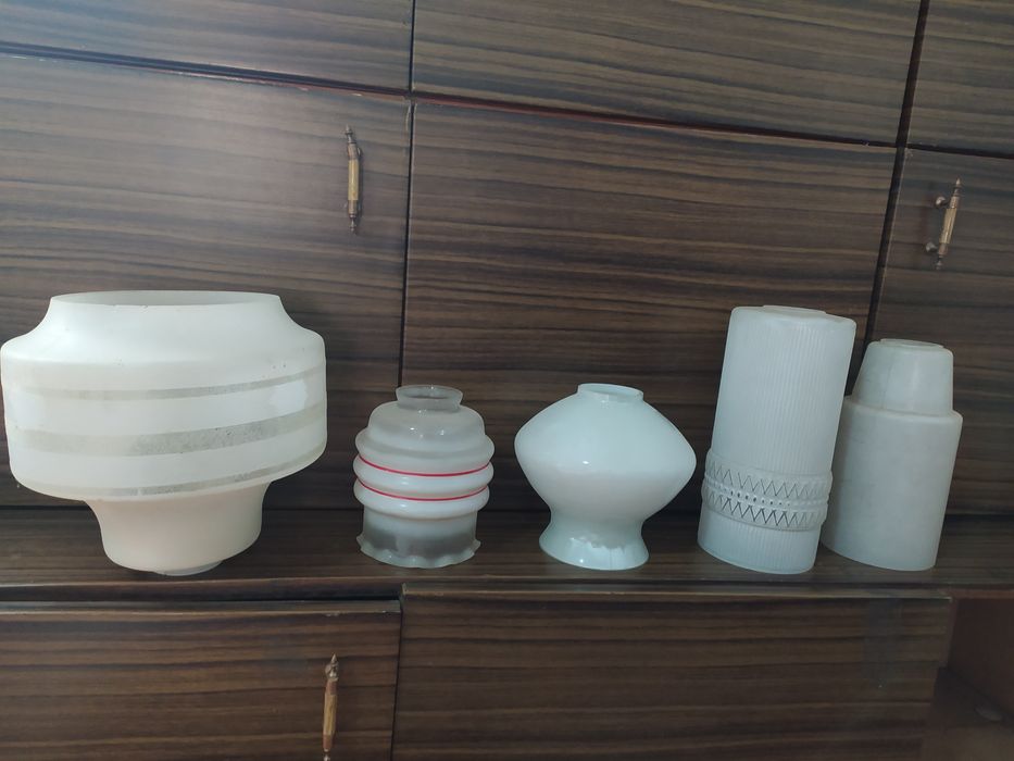 Продам плафоны для люстры и бра