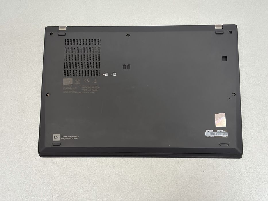 Lenovo ThinkPad T14s Gen2, ecran 14”, I7-1165 G7, SSD 512, RAM 16 GB