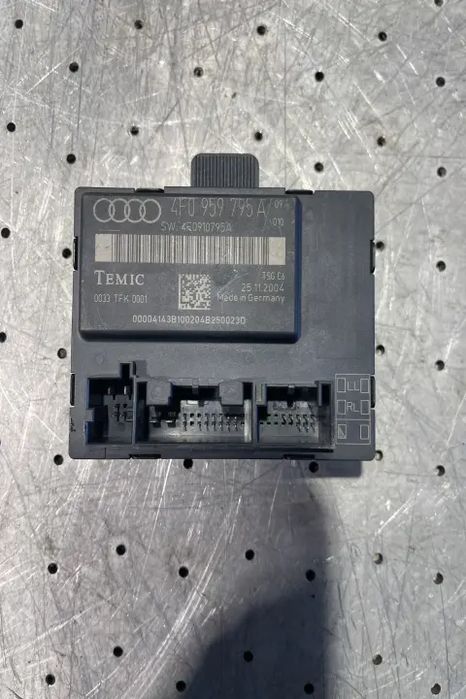 Modul control usa stanga spate 4F0 959 795 A 4F0 959 795 A Audi A6