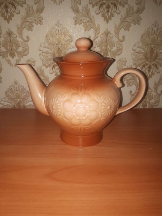 Советский керамический чайник