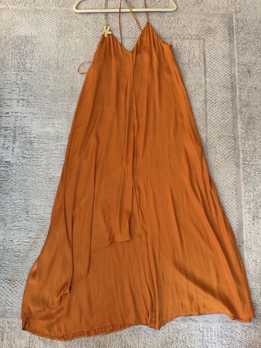 Рокля Zara.
