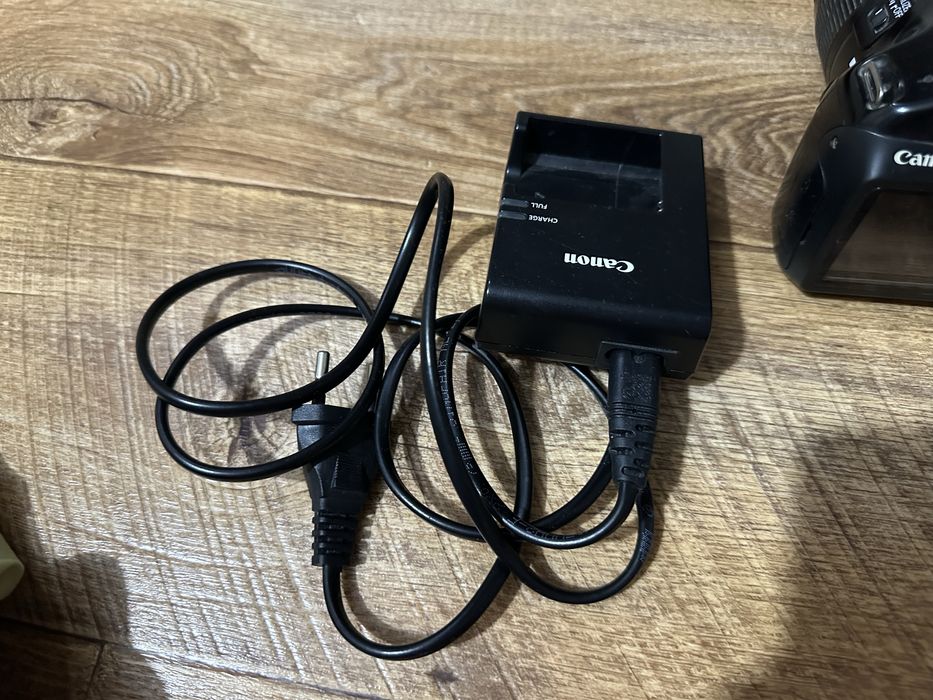 Canon eos 1100d продается