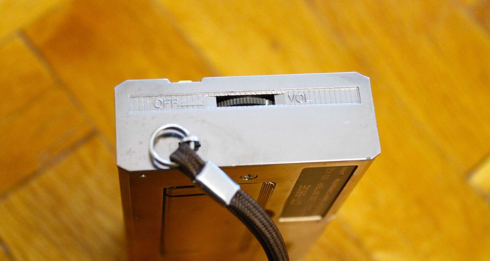 Sharp CT-660E Elsi Quartz Talking Time Alarm Clock Vtg 1980s Synthes