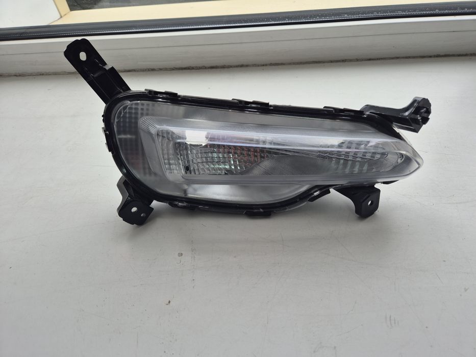 Противотуманная фара левая Hyundai Accent